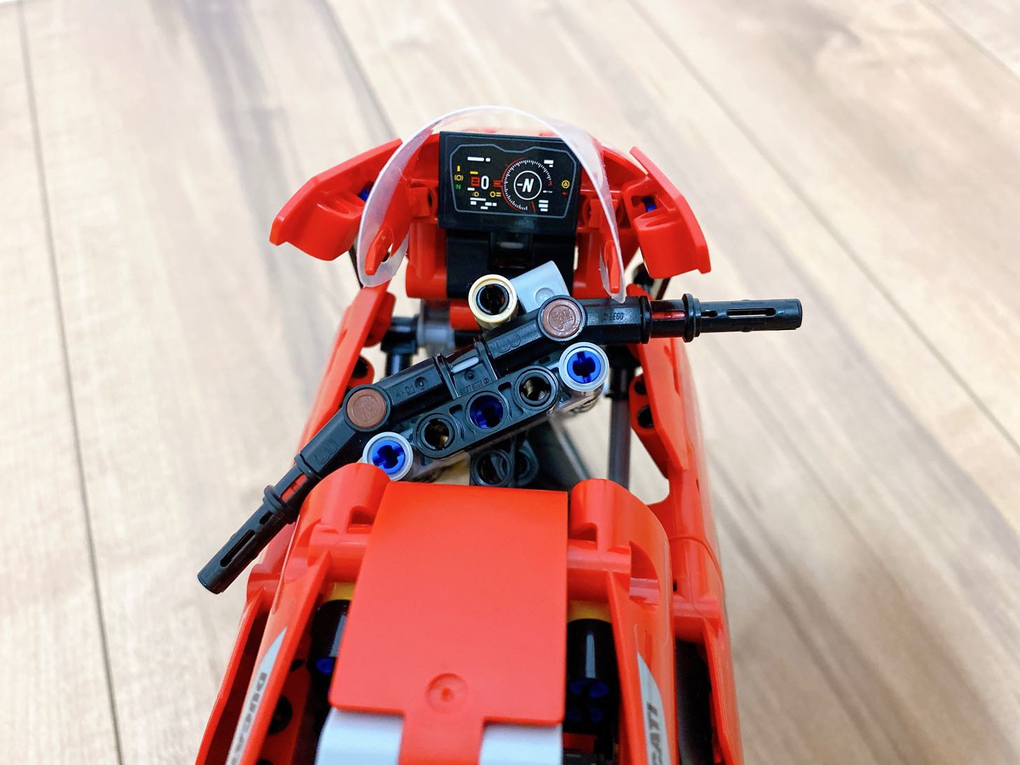レゴ(LEGO) テクニック ドゥカティ パニガーレ V4 R 42107